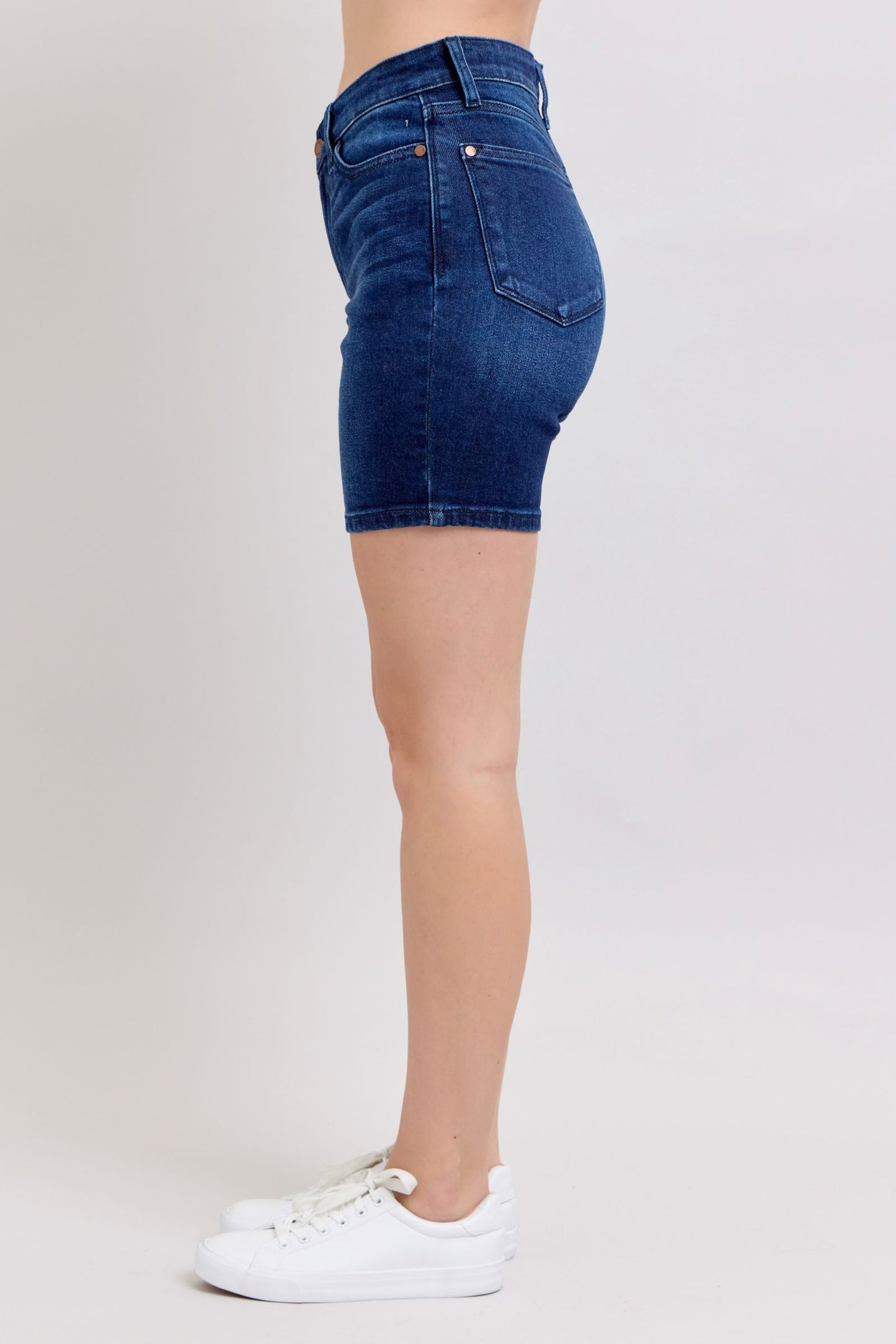 Judy Blue HW Bermuda Short