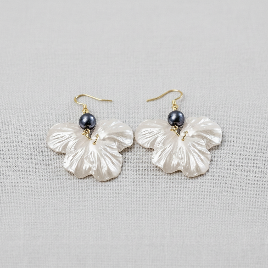 Shell Pearl Drop Earrings