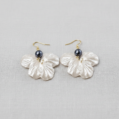 Shell Pearl Drop Earrings