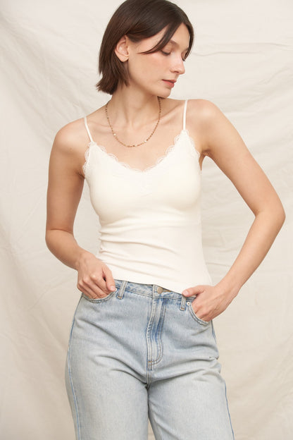 Lace Cami Top With Built-in Bra