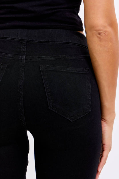 Mid Rise Petite Flare Jegging