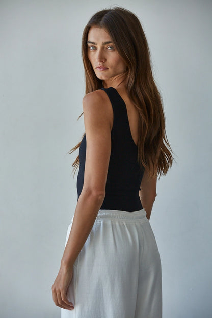 Double Layered Seamless U-V Neck Sleeveless Bodysuit