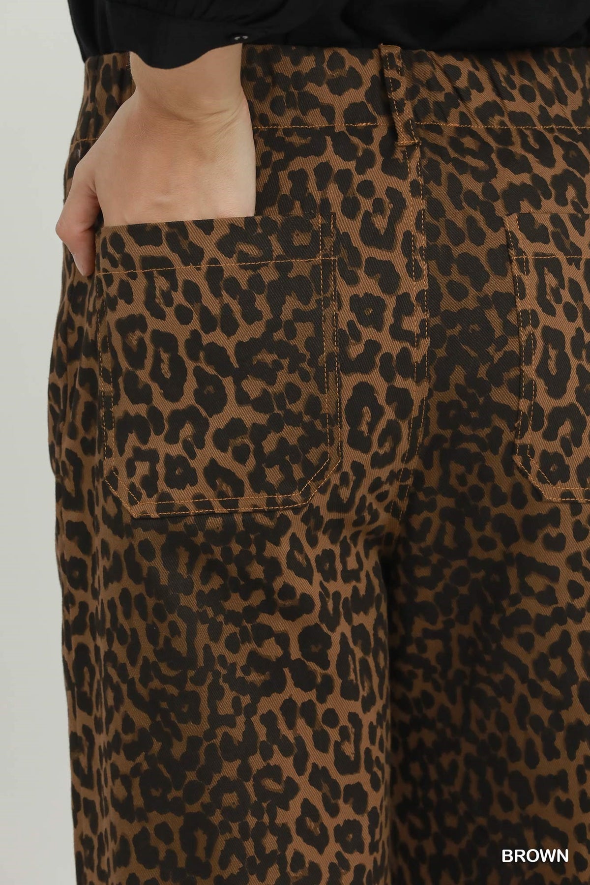 Leopard Print Wide Leg Cropped Pants