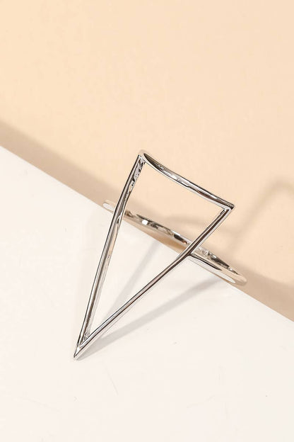 Triangular Cutout Ring
