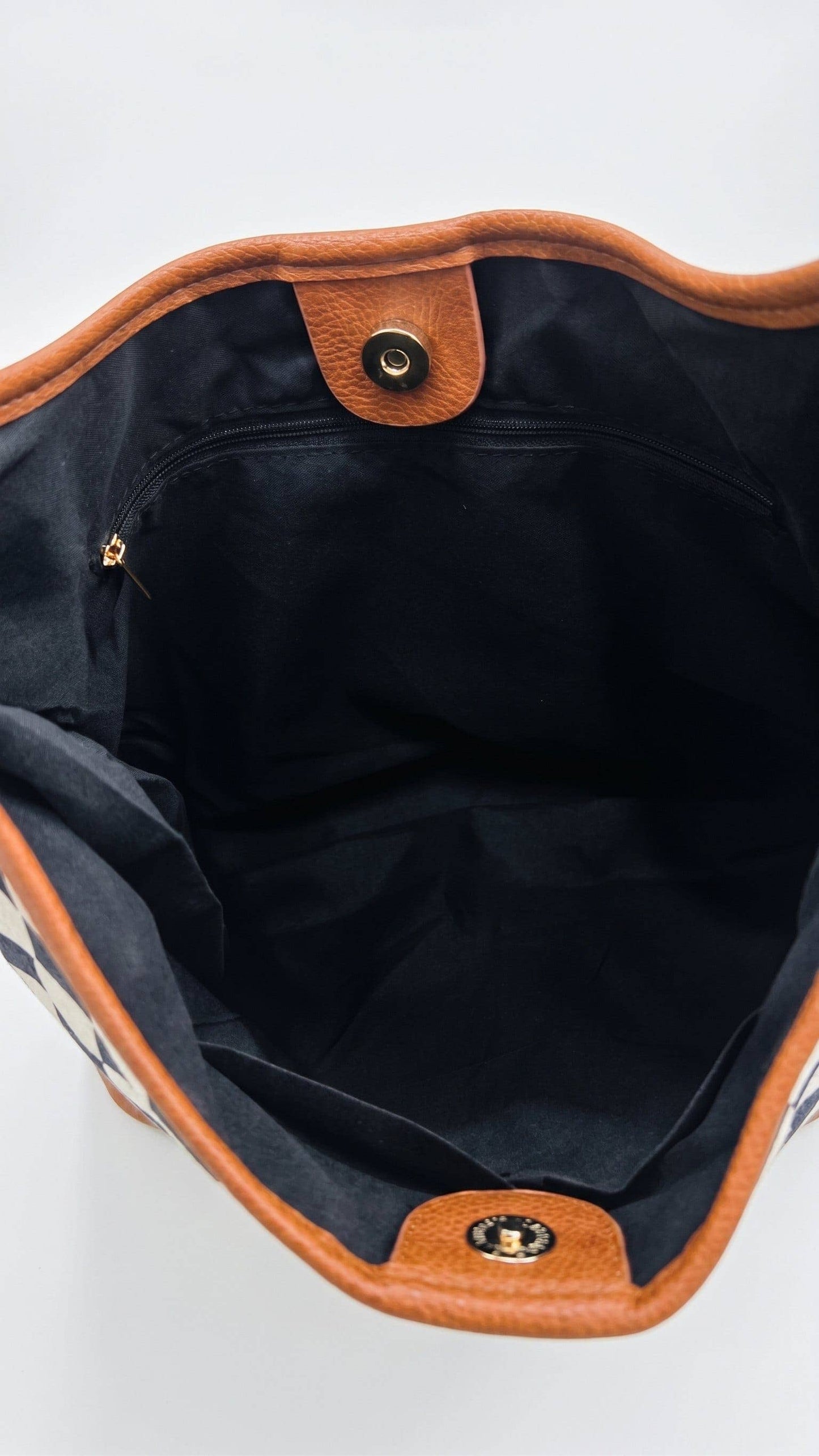 Gina Hobo Shoulder Bag