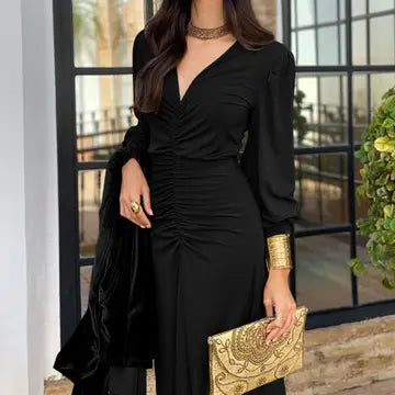 V-Neck Ruched Bodice L/S Maxi - Black