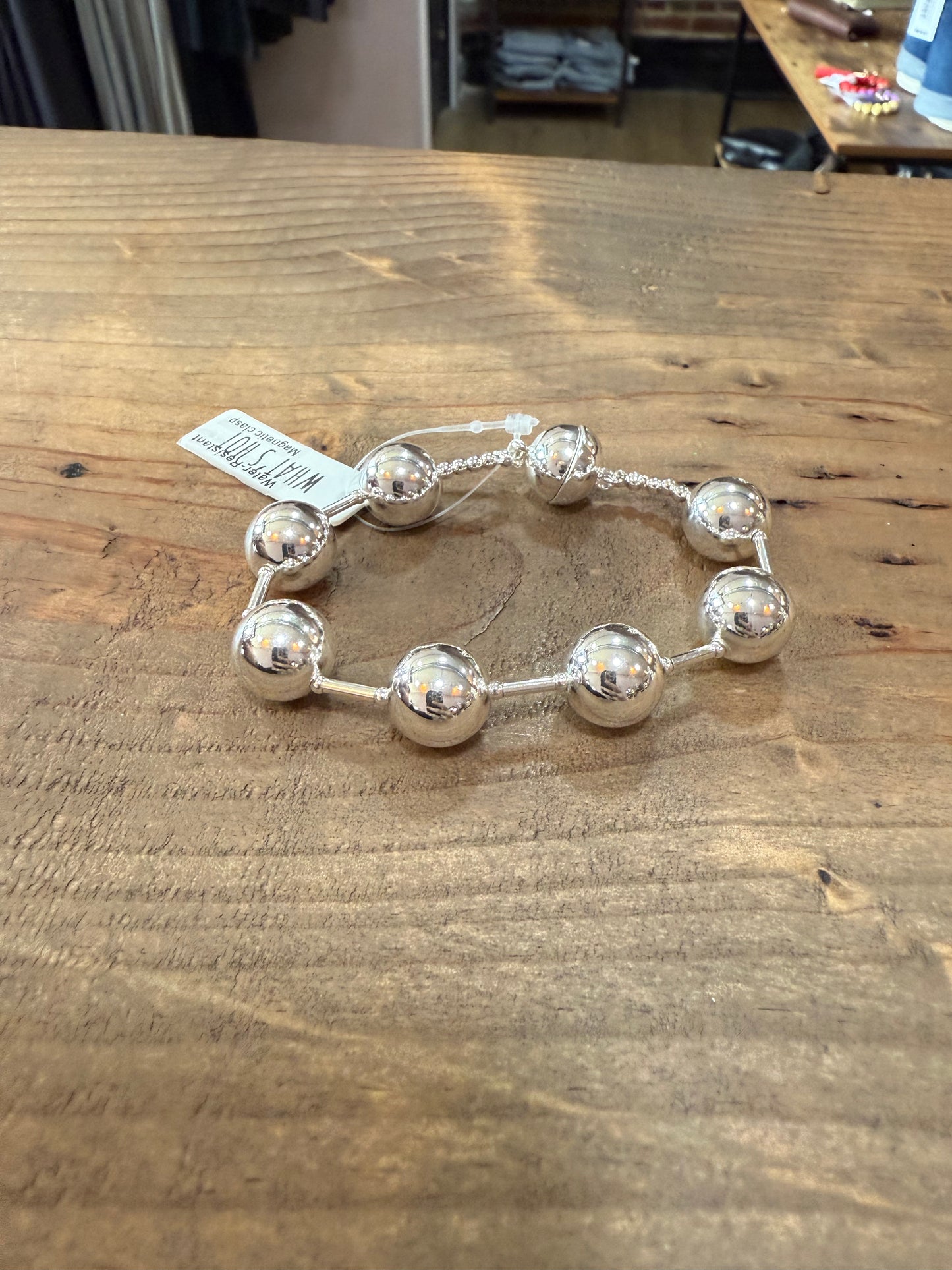 Large Bead Bracelet w/Magnetic Closure