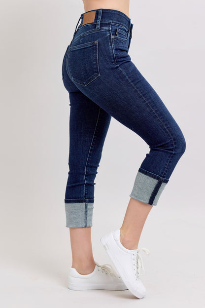 Judy Blue HW Double Button Capri