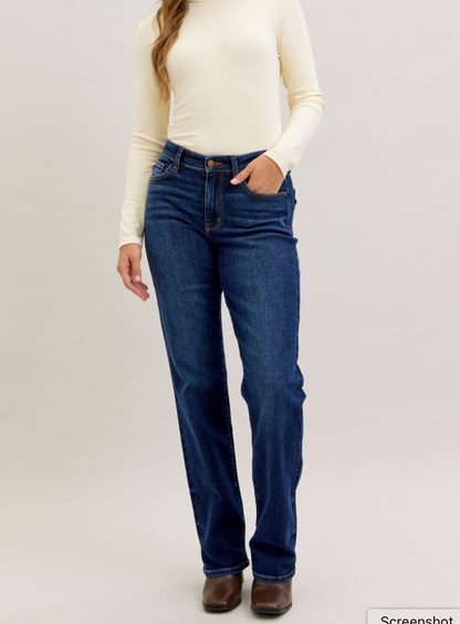 Judy Blue MR Straight Dark Wash Short