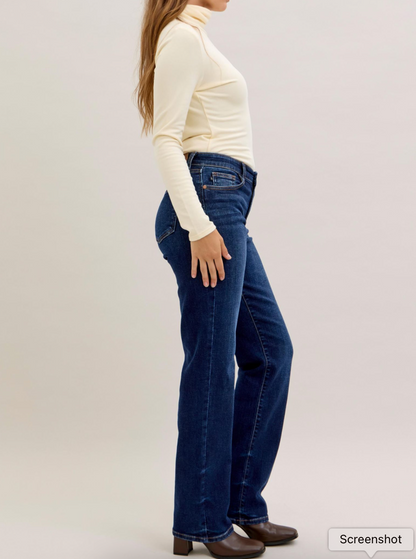 Judy Blue MR Straight Dark Wash Short