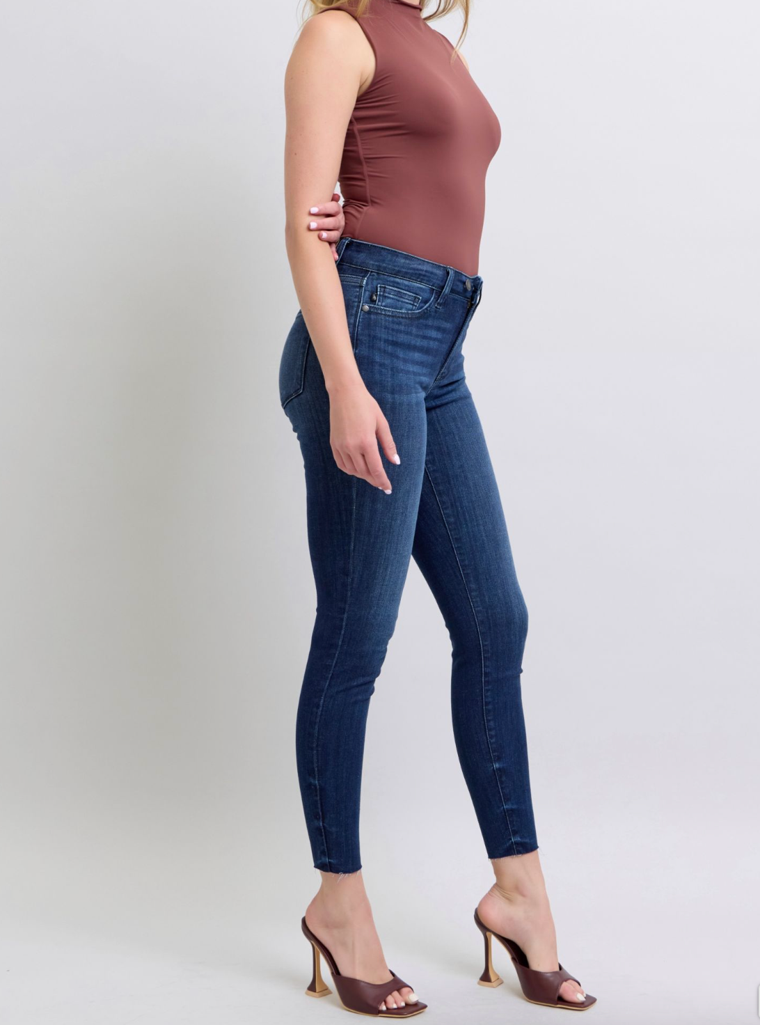 Judy Blue MR Skinny w Raw Hem