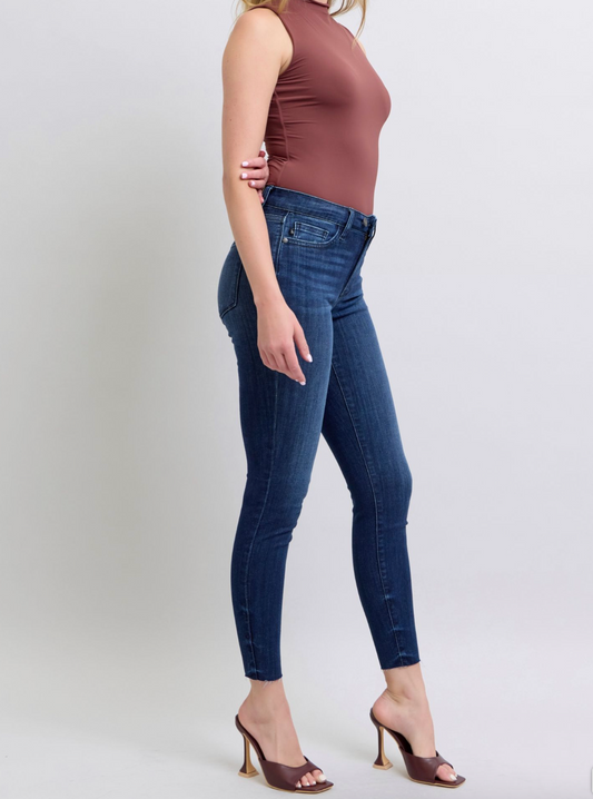 Judy Blue MR Skinny w Raw Hem