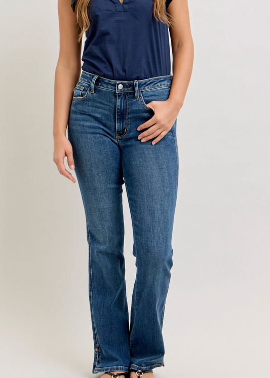 Judy Blue MR Bootcut W/ Cell Phone Back Pkt & SLIT