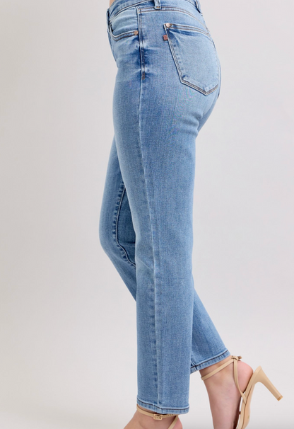 Judy Blue MR Vintage Wash Slim Fit w/ Cell Phone Pocket