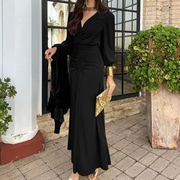 V-Neck Ruched Bodice L/S Maxi - Black