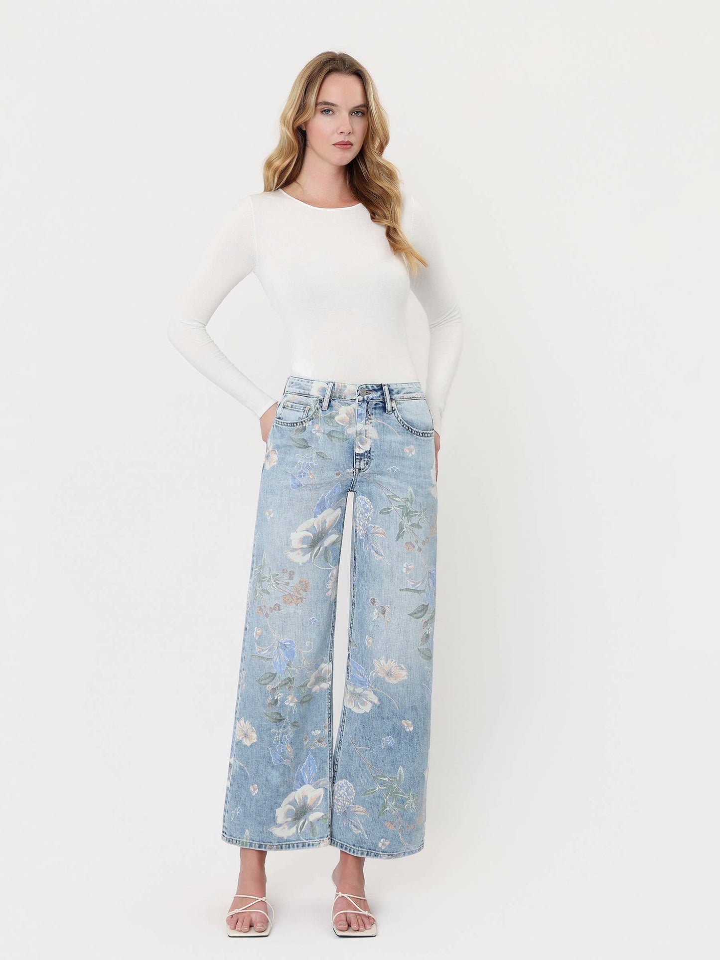 SUPER HIGH RISE FLORAL VINTAGE FLARE