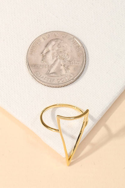 Triangular Cutout Ring