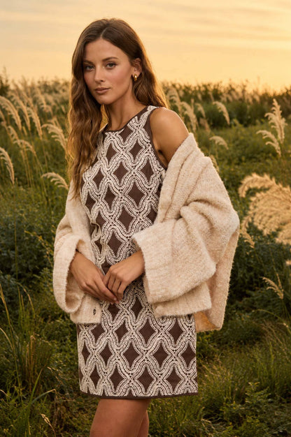 TEXTURED GEOMETRIC SLEEVELESS DRESS
