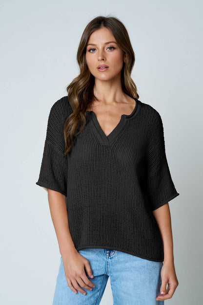 V NECK S/S CROCHET KNIT TOP