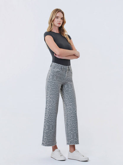 HIGH RISE GREY LEOPARD PRINT CROP