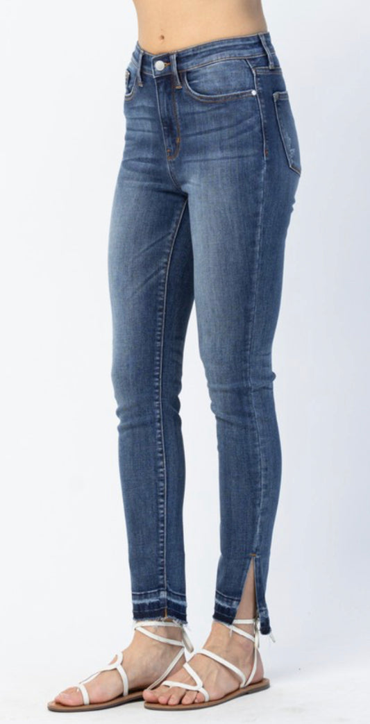 Judy blue skinny side slit hem jeans